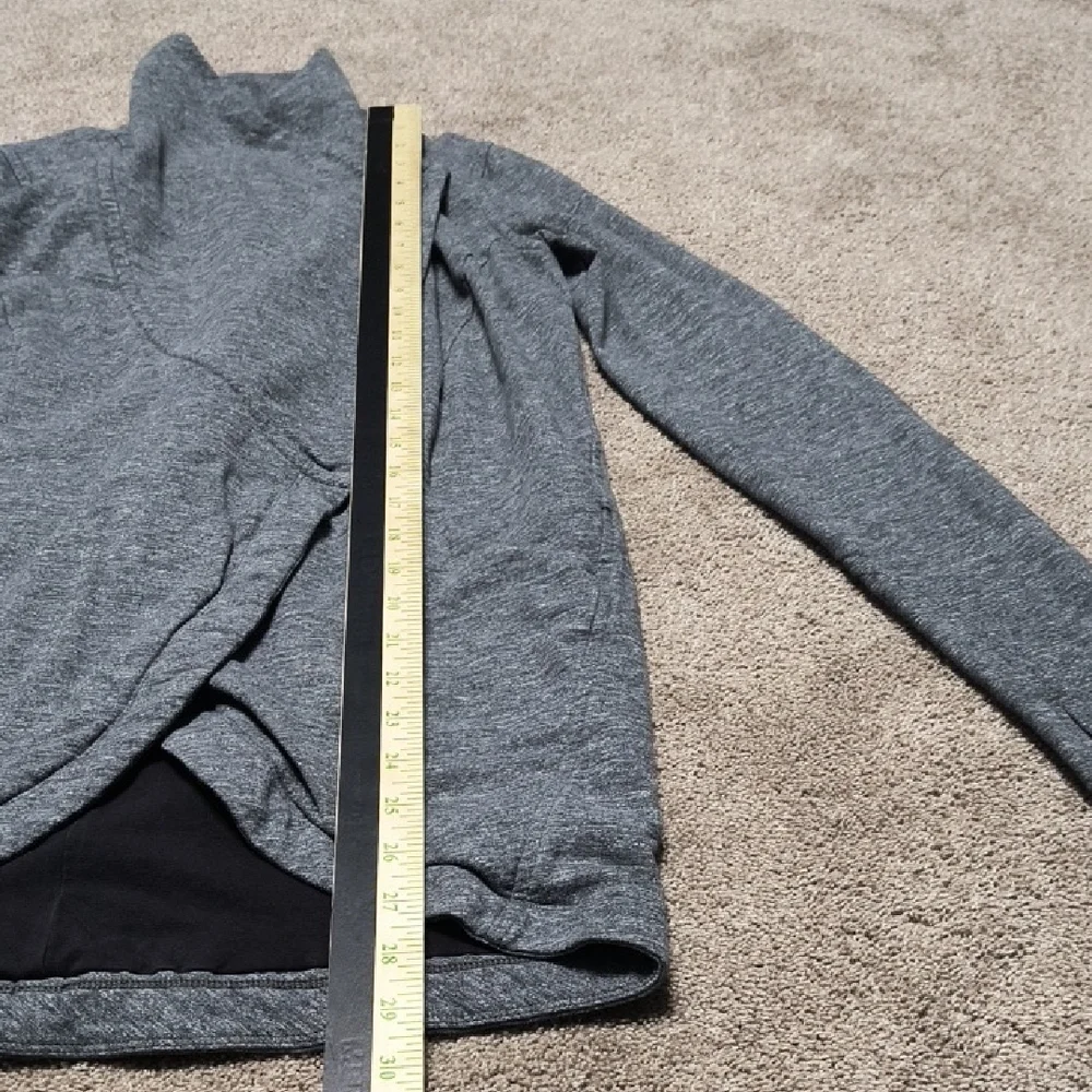 lululemon athletica Heather Gray Cardigan - Picture 4 of 7